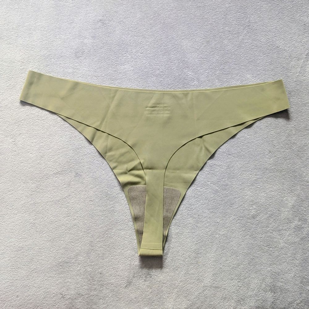 NEW Olive Green Seamless Thong Size M